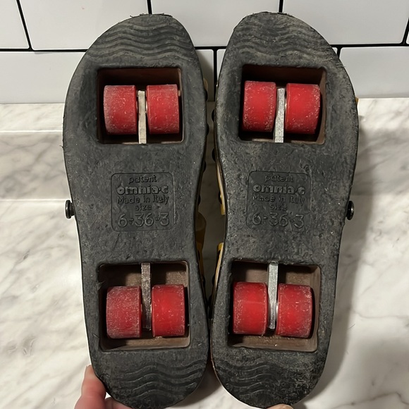 Vintage Omnia’C pop out Convertible Sandals Roller Skates Italy mustard yellow - Picture 6 of 6